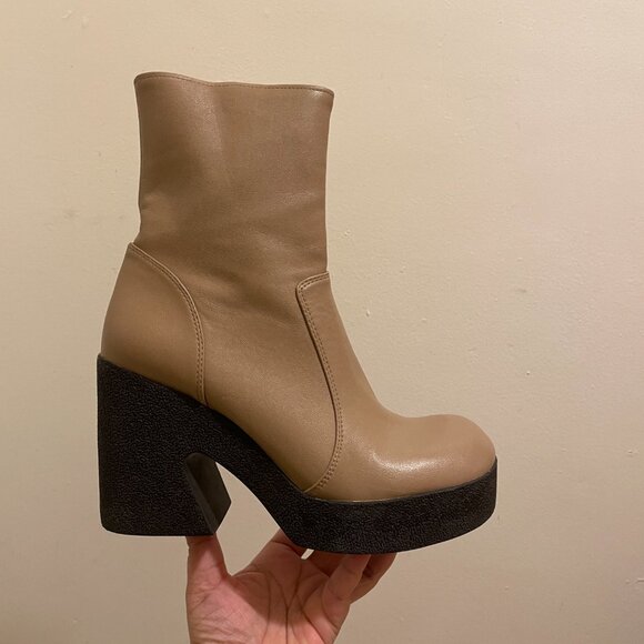 Gently Used! Jeffrey Campbell *KARTINI* Platform Boots in Taupe, Size 9. Cute!!! - Picture 3 of 15